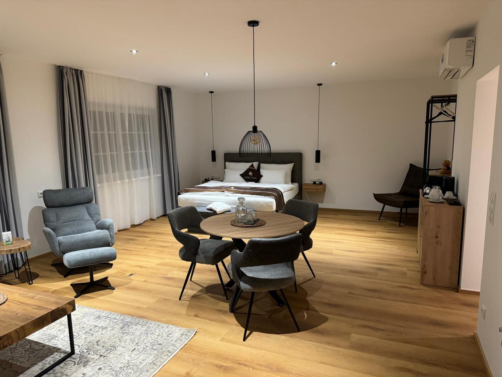 Stadtwirt Bruck Vöcklabruck Extérieur photo